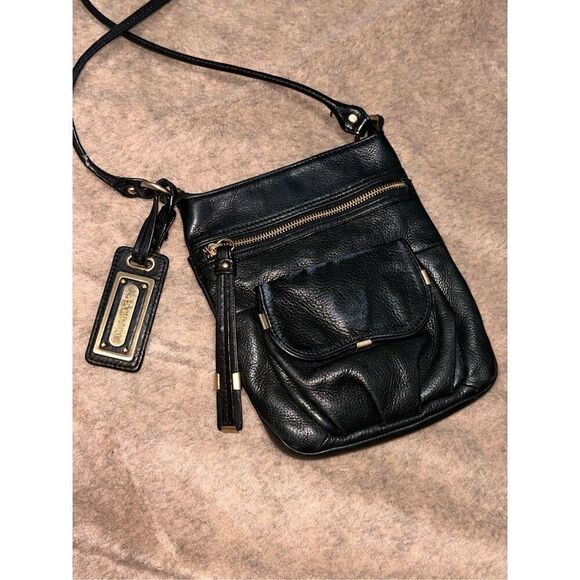 VINTAGE Women B Makowsky Black Leather Crossbody Purse Magnet Flap Gusset Pocket - Picture 2 of 14